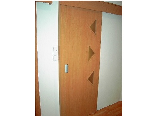 Interi�rov� dve�e - velk� obr�zek